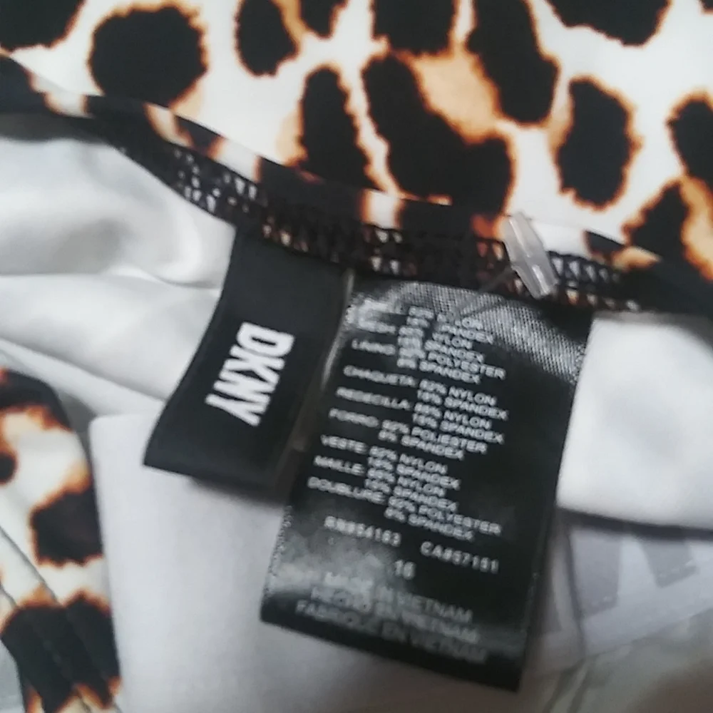NWOT. DKNY swim bathing suit. - Picture 10 of 12
